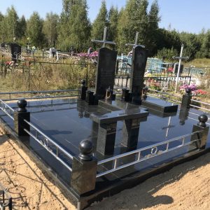 Заливка стяжки и укладка плитки 1