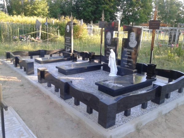 Тройной памятник 5