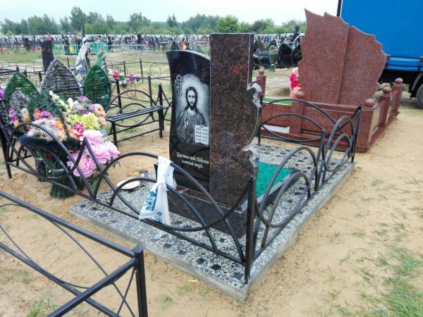Заливка стяжки и укладка плитки 12