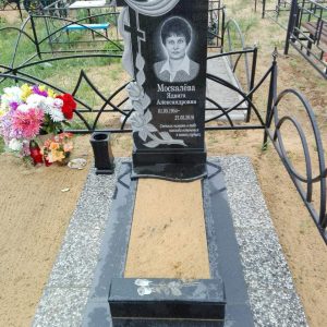 Заливка стяжки и укладка плитки 16