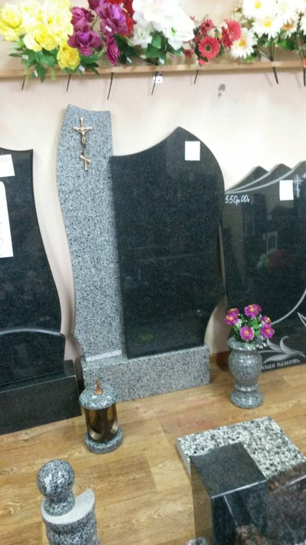 Составной памятник 30