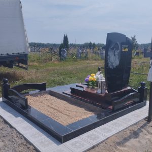 Установка памятника 4