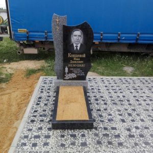 Заливка стяжки и укладка плитки 3