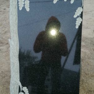 Одиночный памятник 2