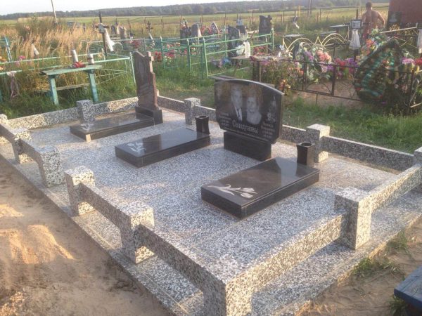 Тройной памятник 4