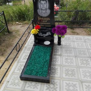 Накладные бронзовые буквы, окраска букв золотой краской 7