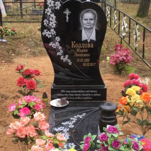 Накладные бронзовые буквы, окраска букв золотой краской 8