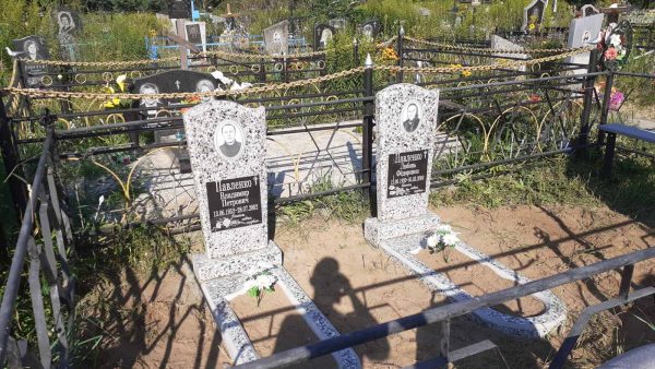 Двойной памятник 8