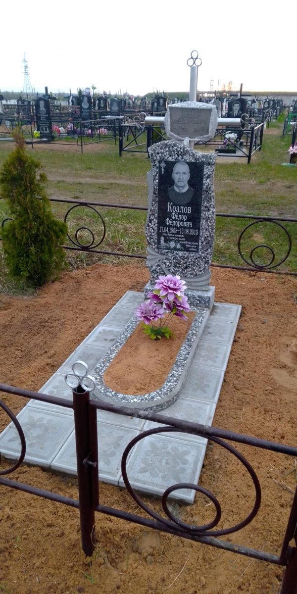 Памятник из мраморной крошки 6