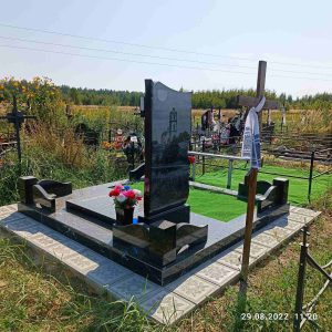 Ограды из гранита 12