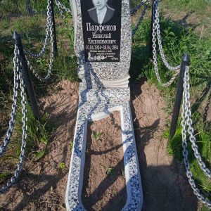 Памятник из мраморной крошки 9