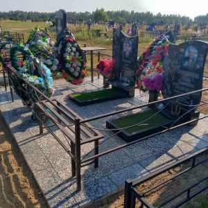 Гранитный памятник 26